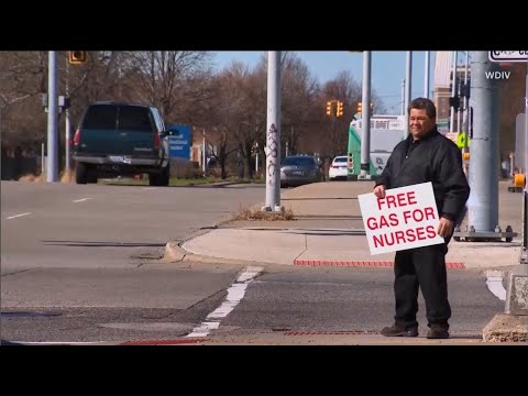 Man Uses Savings to Buy Gas for Nurses to Say Thank You