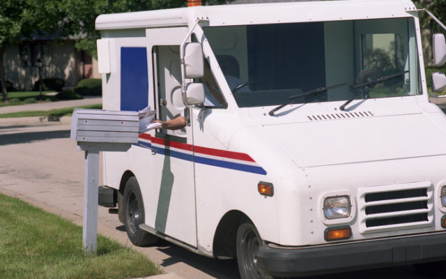 Ohio Mail Carrier Delivers Supplies to Elderly Customers