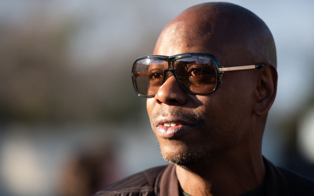 Dave Chappelle Hosting Socially Distanced Comedy Shows In Ohio