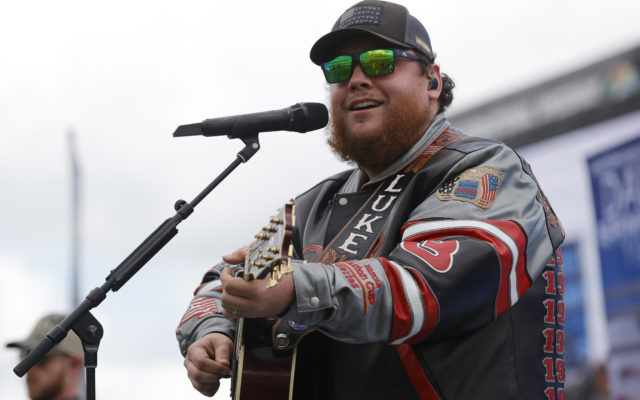 Luke Combs Apologizes For His Past Use Of Confederate Flags